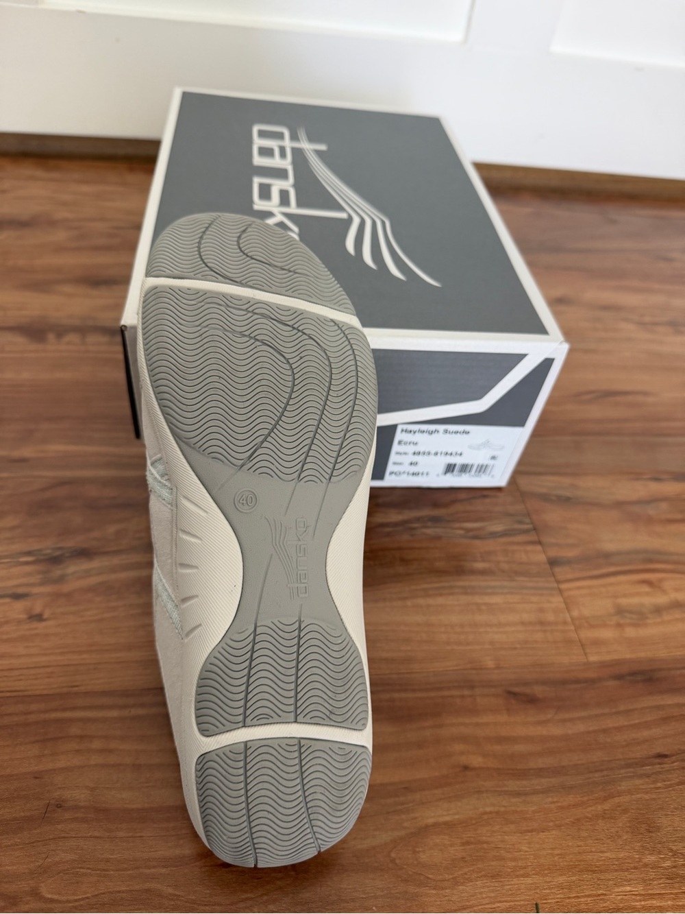 NEW Dansko Hayleigh Suede Mule Sneaker in Ecru - size 40 - Picture 3 of 4